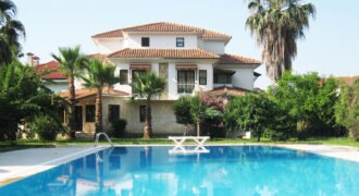 North Dillard Street